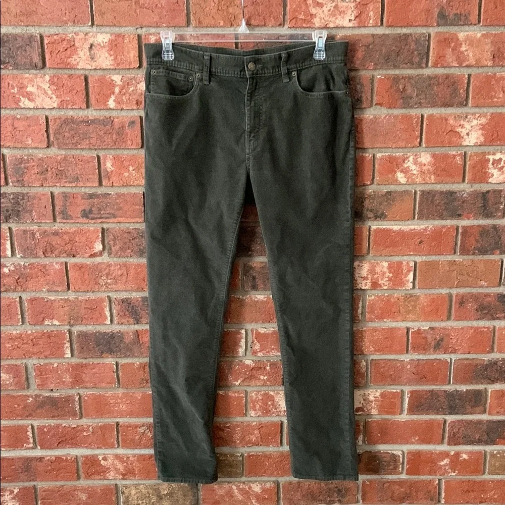 J. Crew size 33